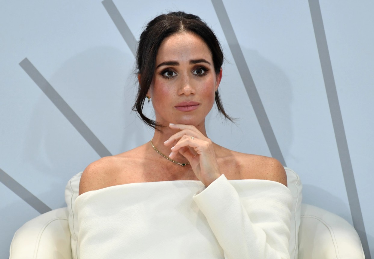 Обложка: Меган Маркл