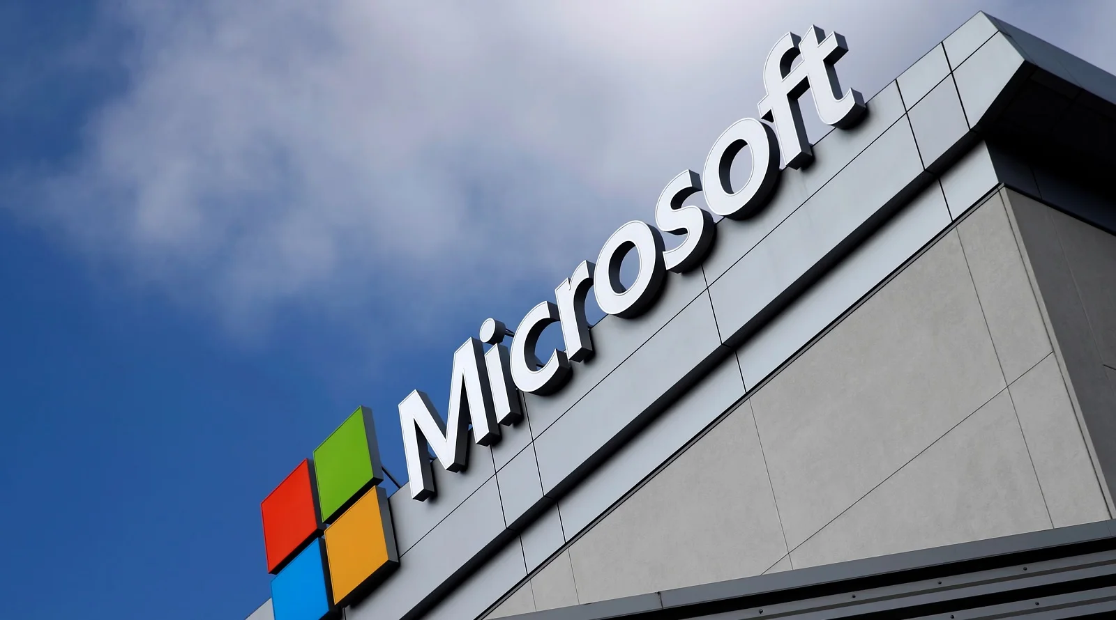 Microsoft сократит ещё 3% всех сотрудников — работу потеряют около 7 тысяч человек - изображение обложка