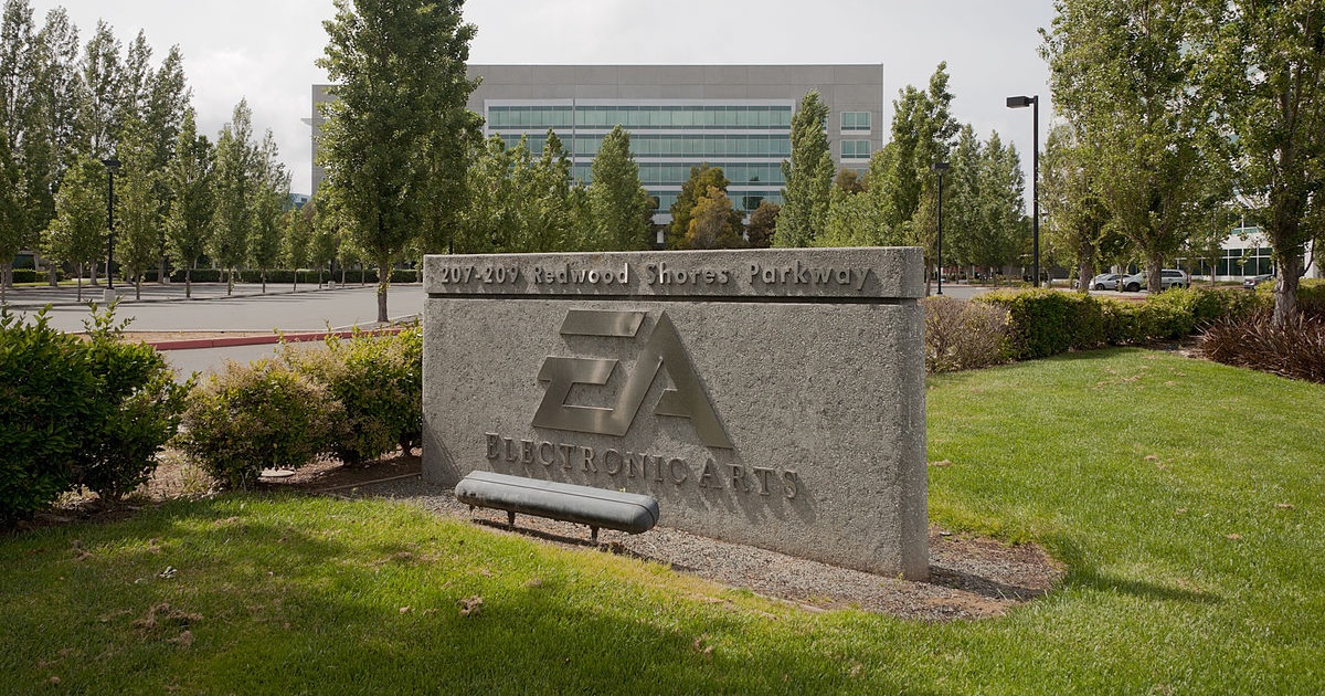 Electronic Arts потребовала от сотрудников находиться в офисе минимум три дня в неделю - изображение обложка