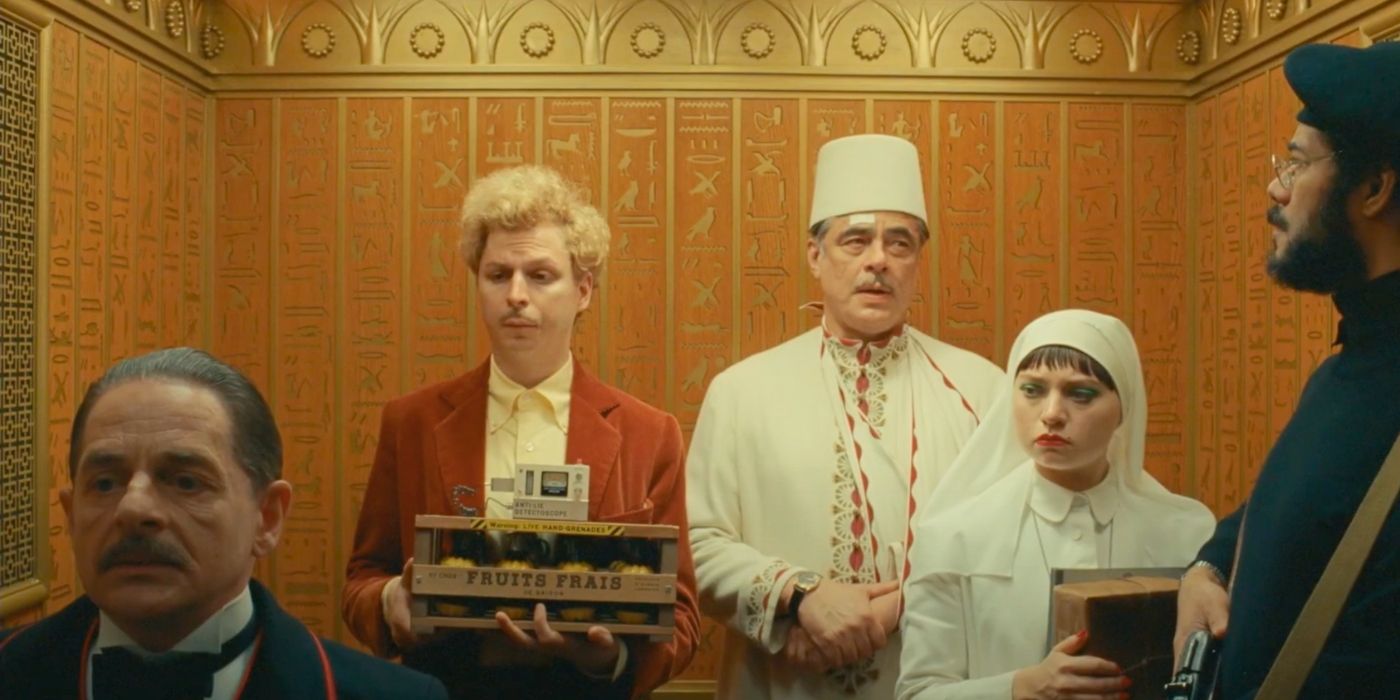 Обложка: кадр из фильма «Финикийская схема»