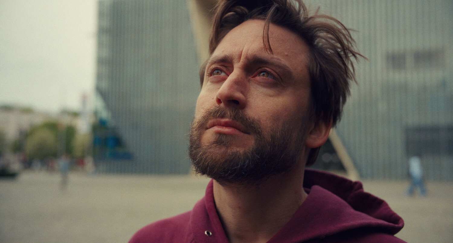 Обложка: кадр из фильма «Настоящая боль»