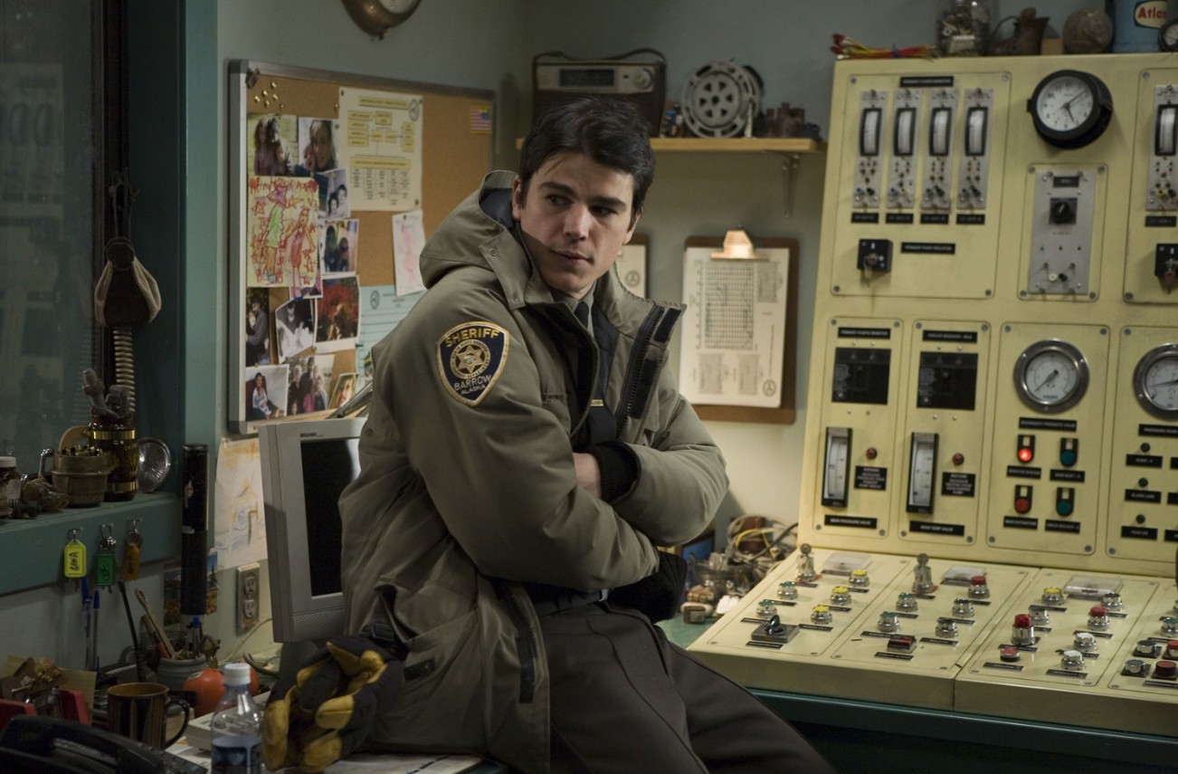 Обложка: "30 дней ночи"