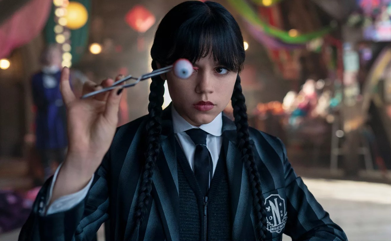 Обложка: "Уэнсдэй"