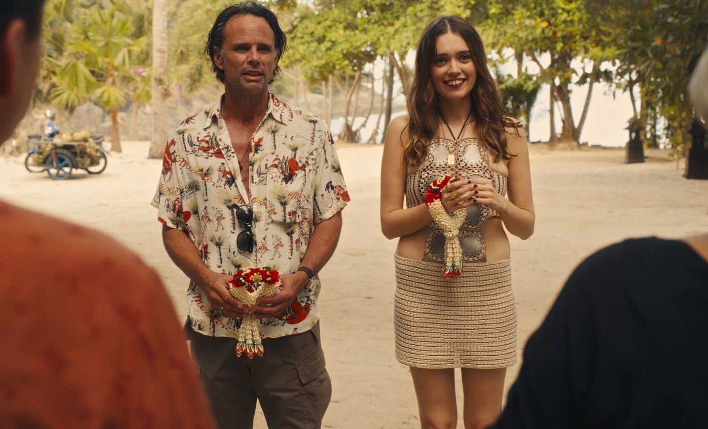 Обложка: "Белый лотос"