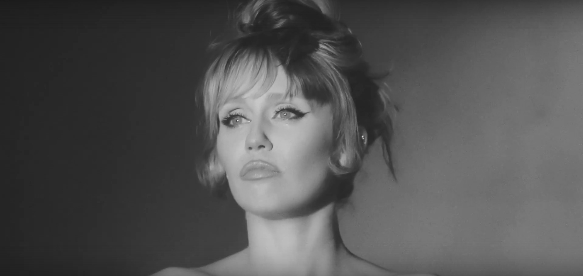 Обложка: Miley Cyrus - More to Lose