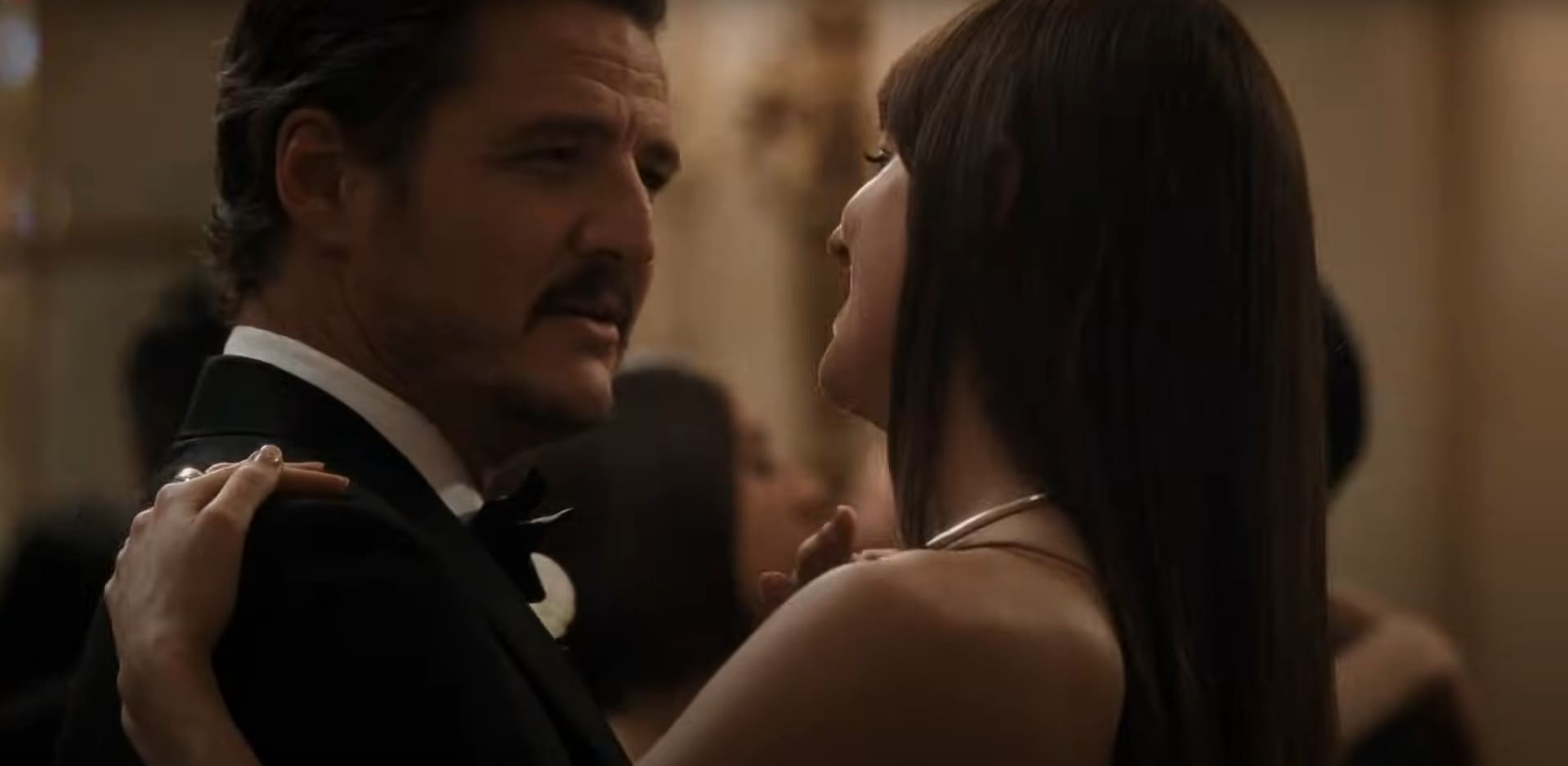 Обложка: кадр из фильма «Материалистка»