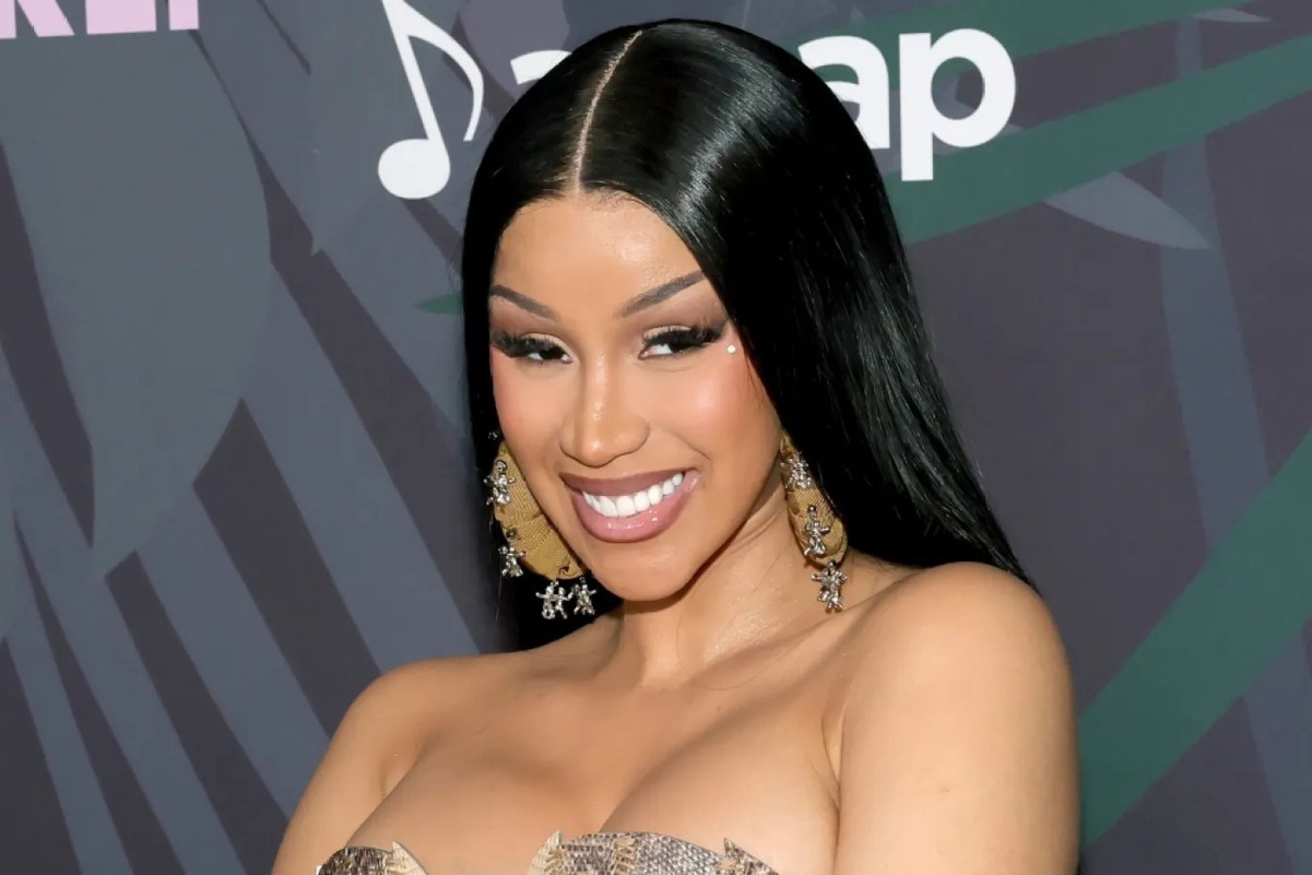 Обложка: Cardi B Фото: Getty Images