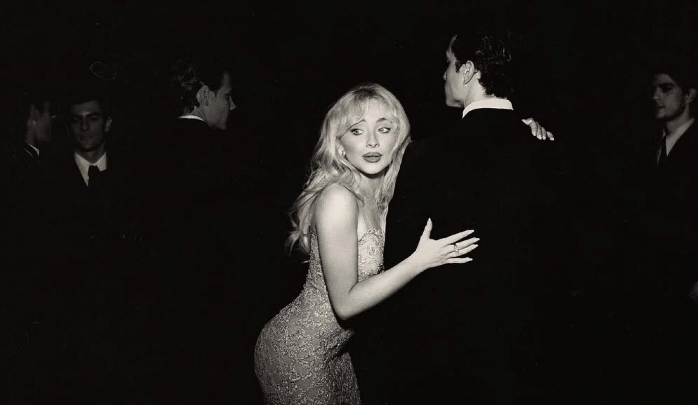 Обложка: Сабрина Карпентер