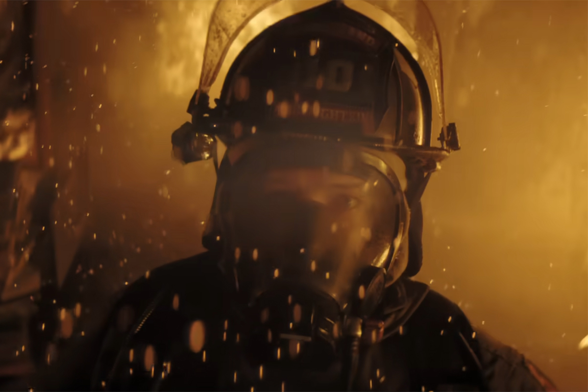 Обложка: «Дым»