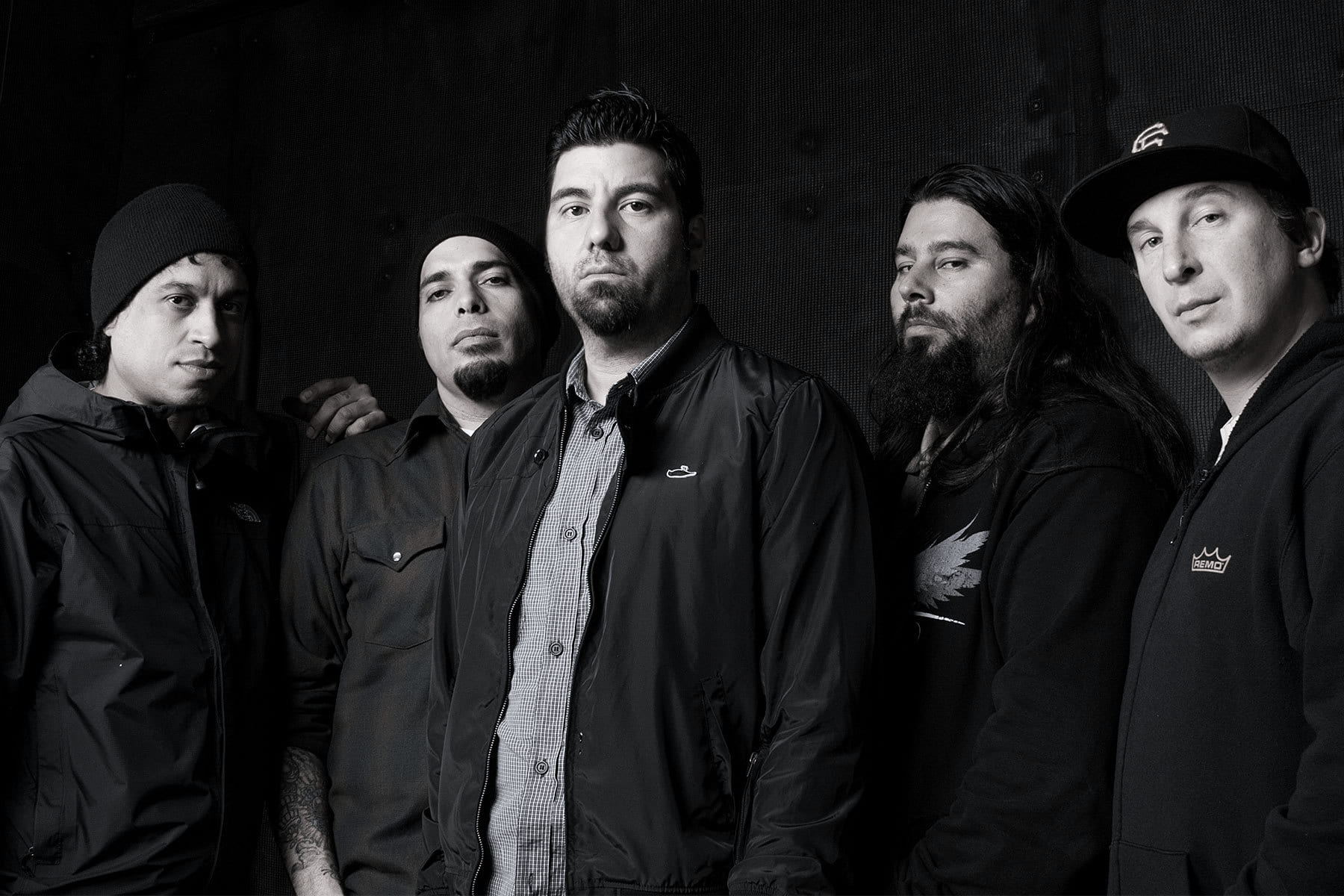 Deftones анонсировала новый альбом и представила первый сингл