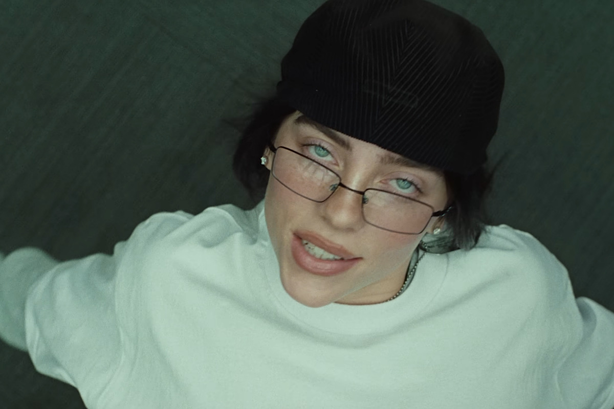 Обложка: клип Билли Айлиш