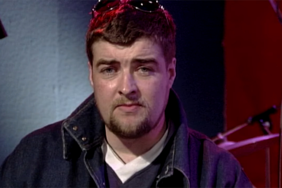 Обложка: YouTube, The Eldest Gallagher Brother Dishes the Dirt on Noel & Liam