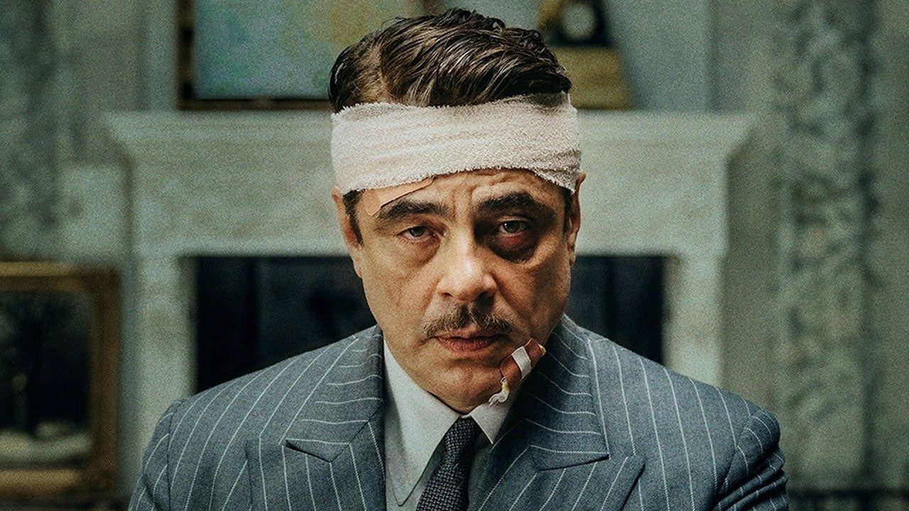 Обложка: кадр из фильма «Финикийская схема»