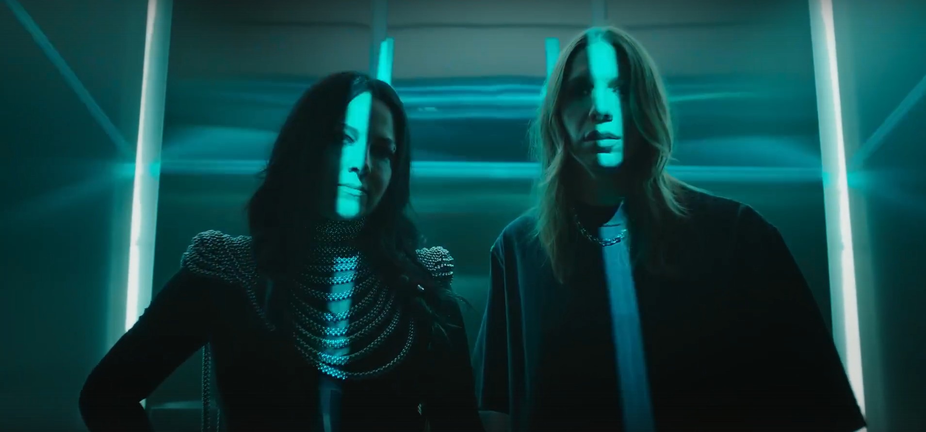 Обложка: Evanescence - Fight Like a Girl