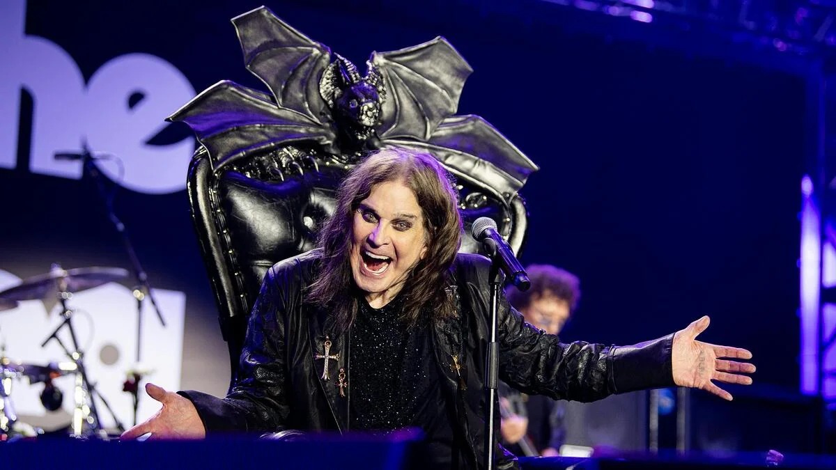 Обложка: Kevin Mazur/Getty Images