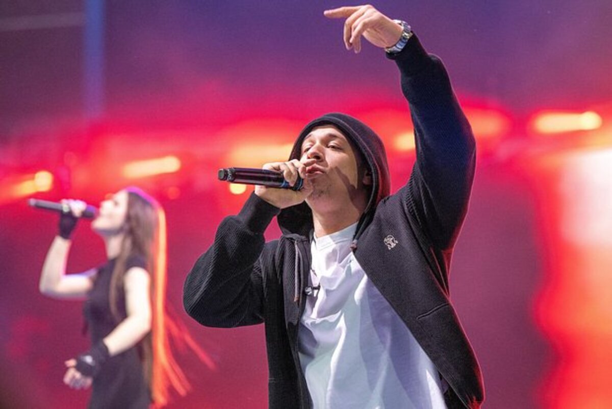 Обложка: Macan Фото: Алексей Смагин / Коммерсантъ