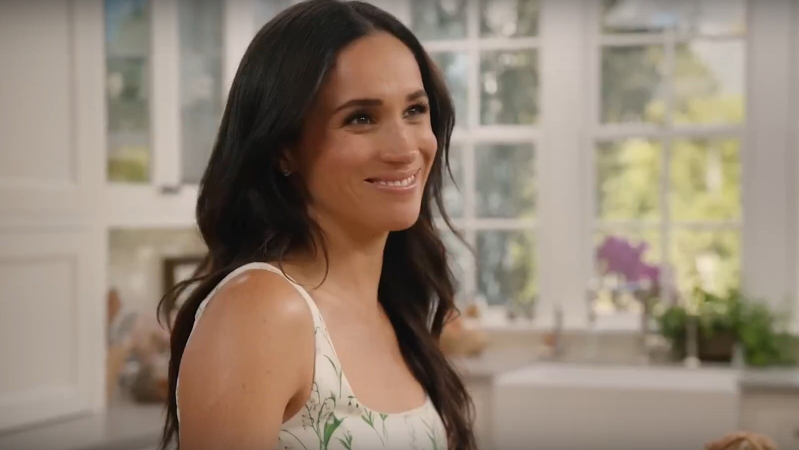 Обложка: "С любовью, Меган"