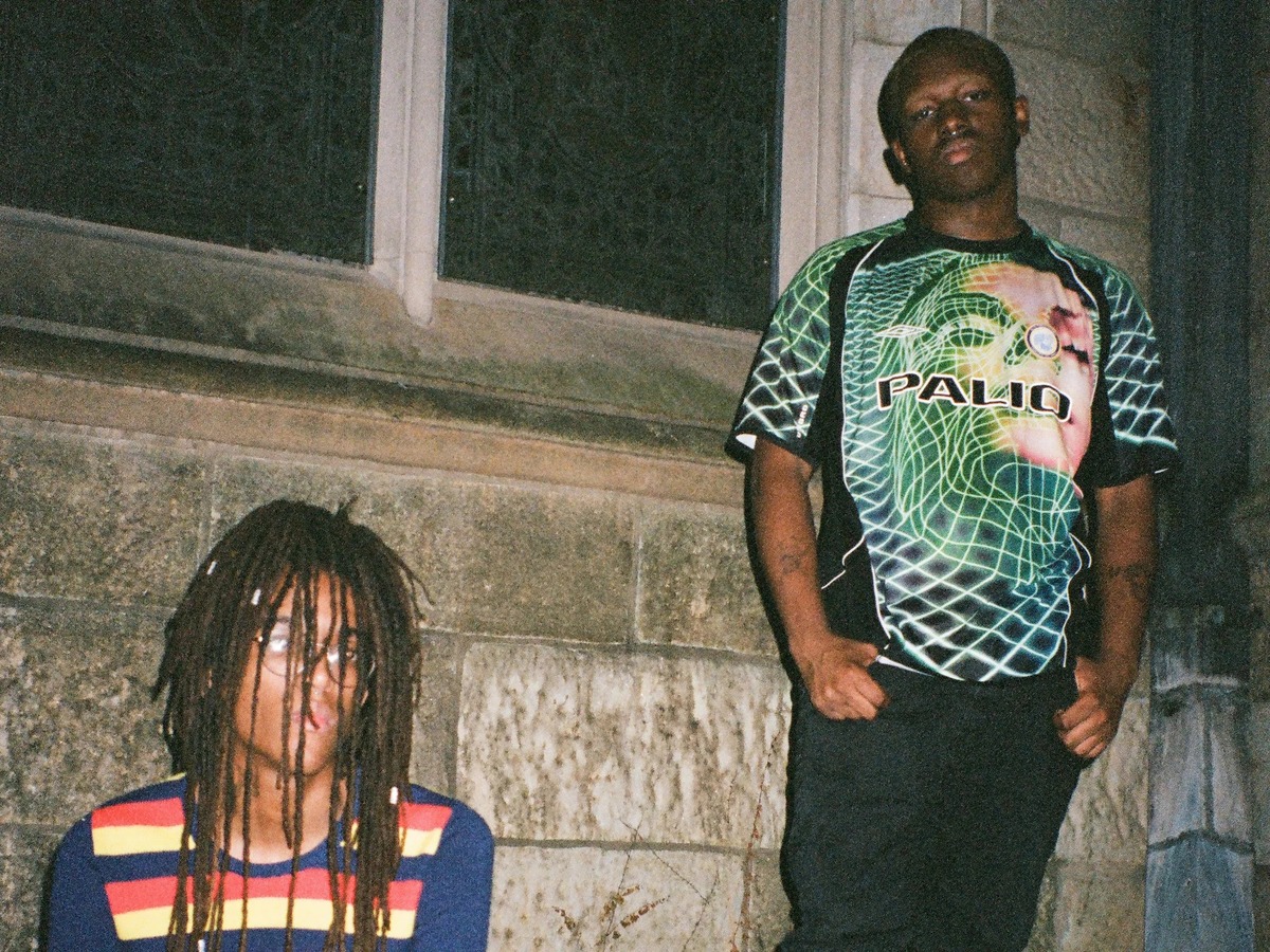 Обложка: osquinn и FearDorian, Фото: Jadeja McFarlane