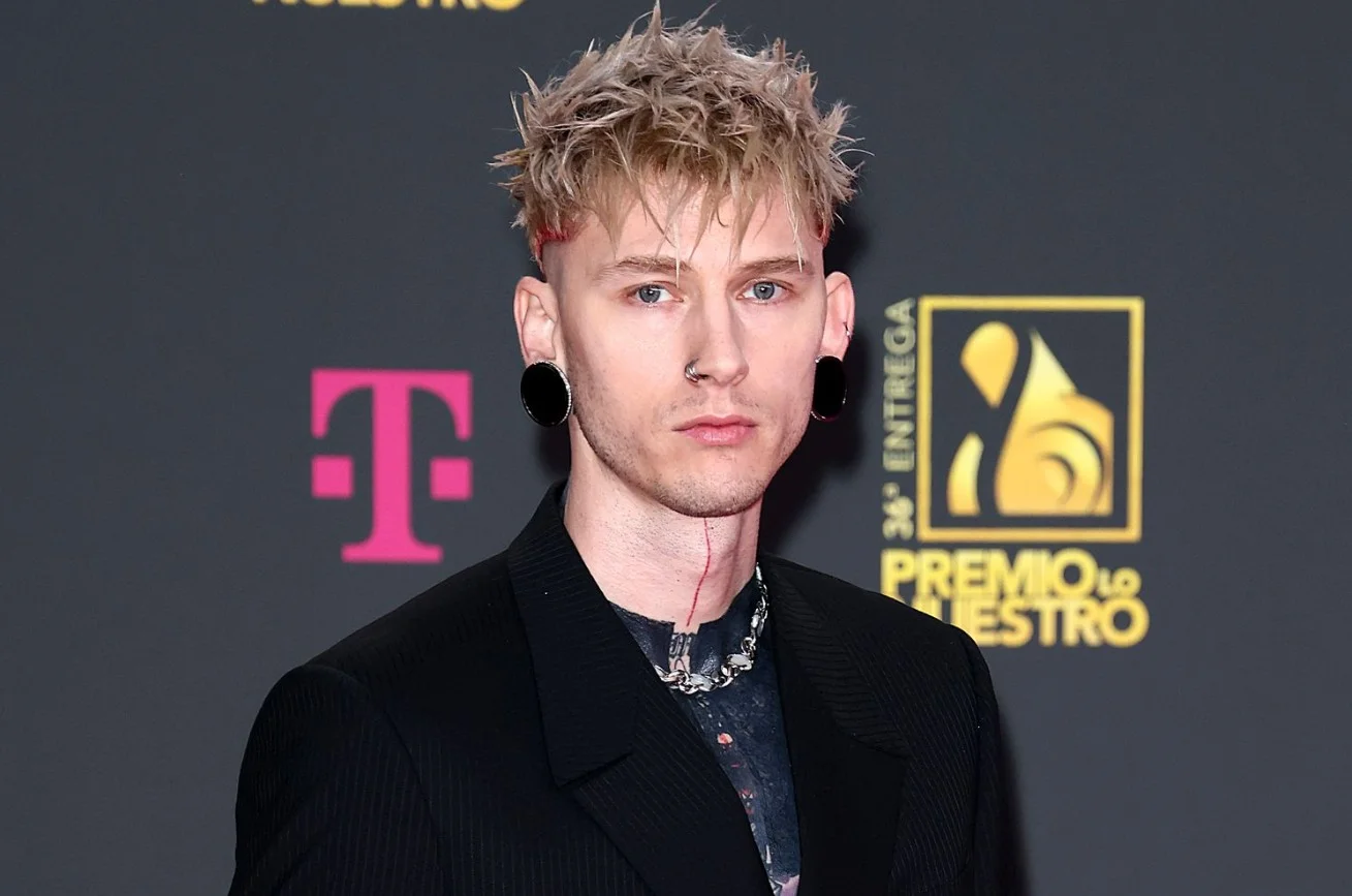 Обложка: Machine Gun Kelly / фото: Getty Images