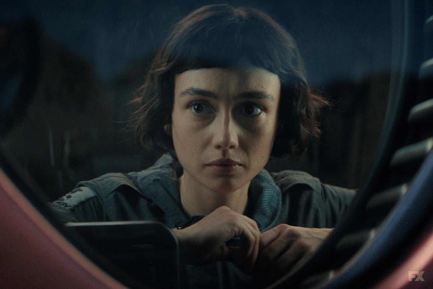 Обложка: кадр из сериала «Чужой: Земля»