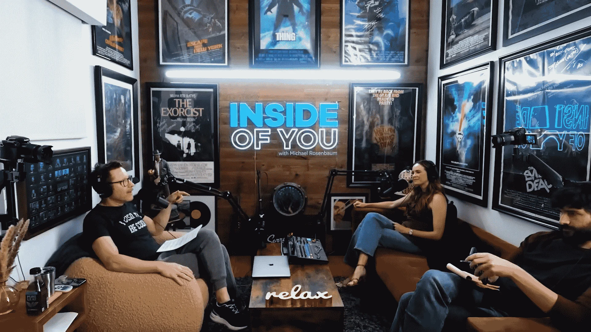 Обложка: кадр из подкаста Inside of You with Michael Rosenbaum