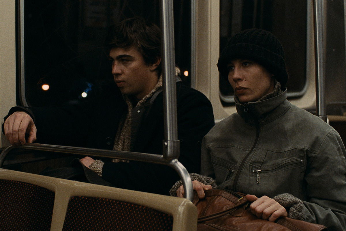 Обложка: кадр из фильма "Брат 2"