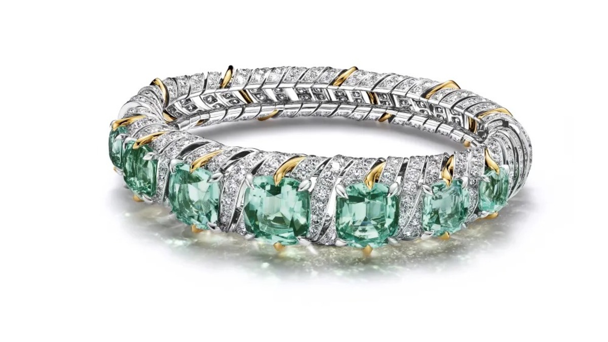 Обложка: Tiffany & Co. Studio