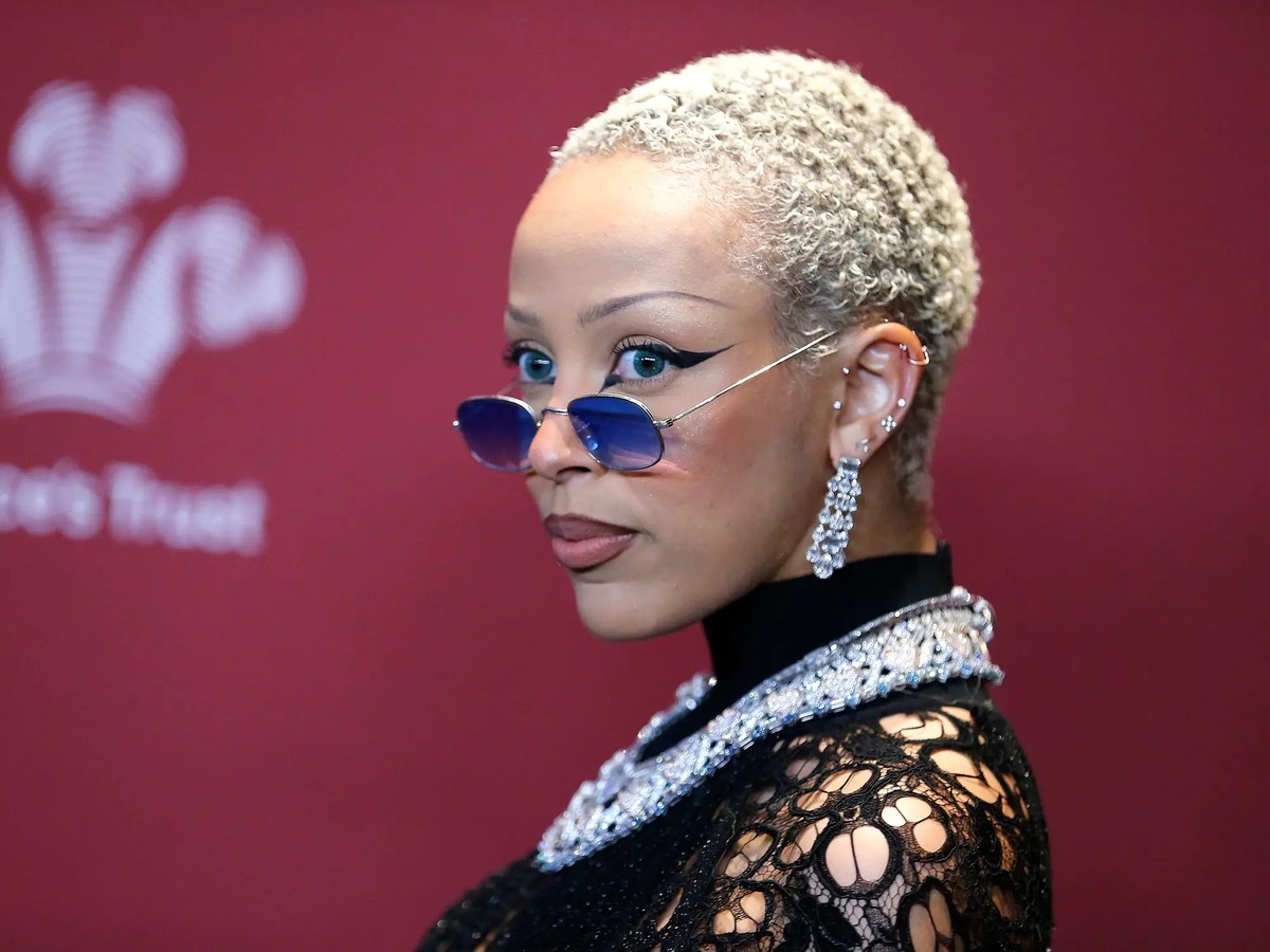 Обложка: Doja Cat. Фото: John Lamparski