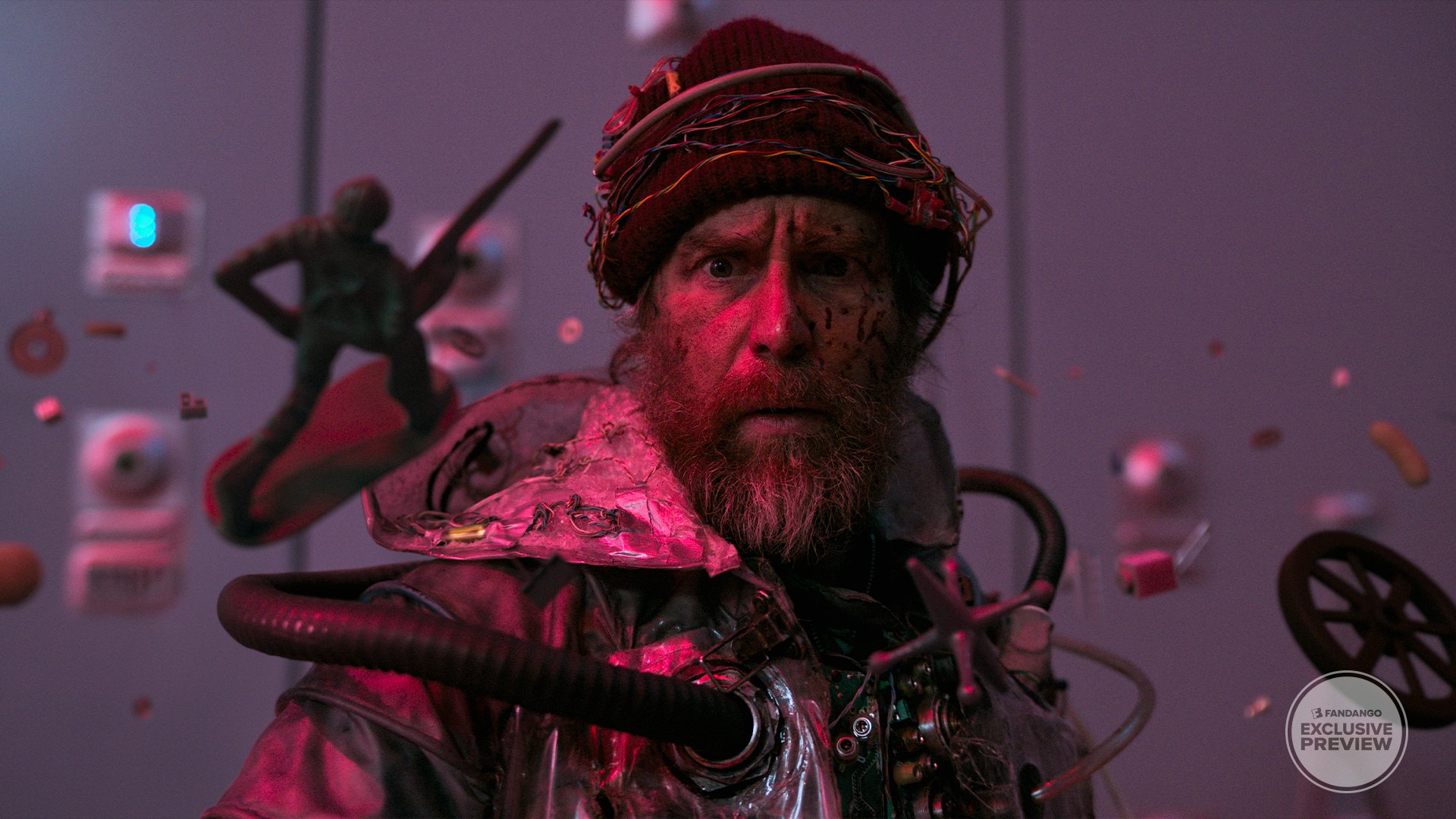 Обложка: кадр из фильма «Удачи, веселитесь, не умрите»