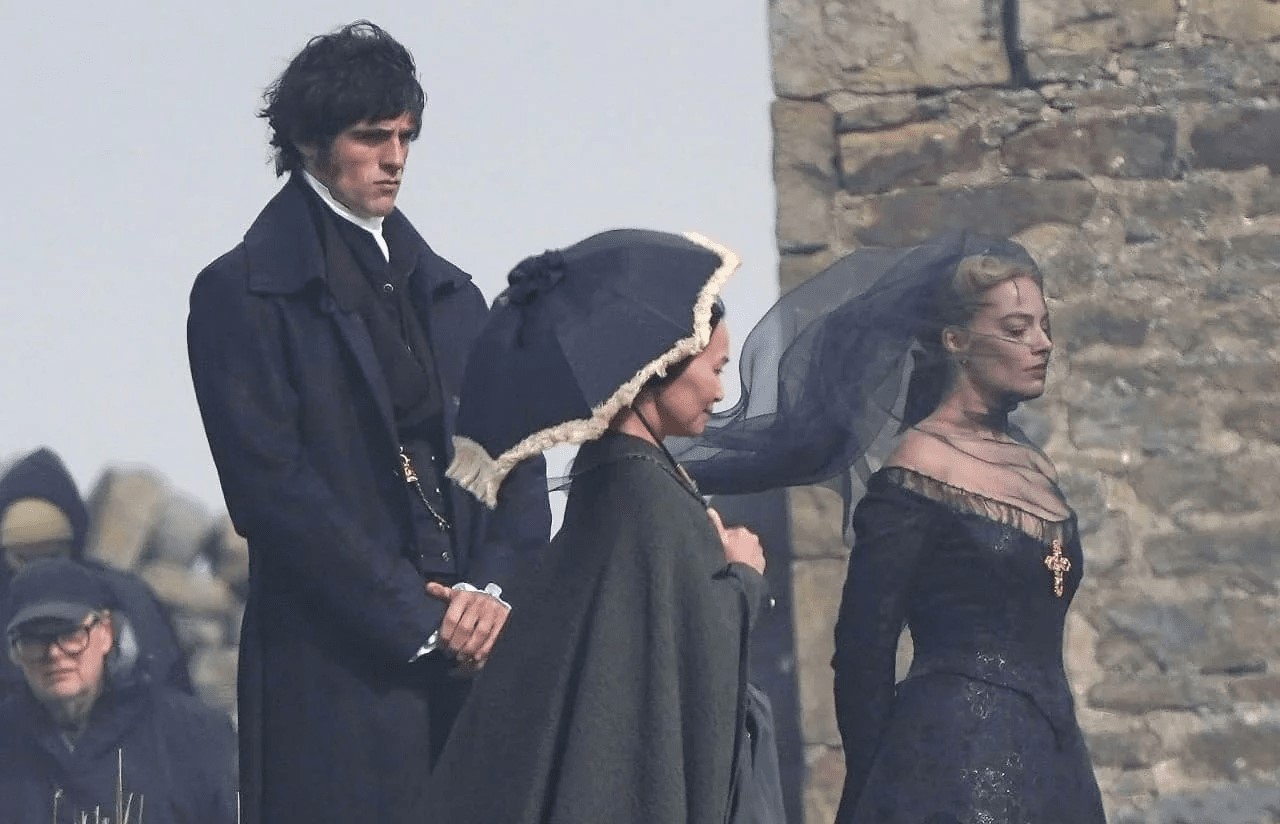 Обложка: Кадр со съёмок фильма «Грозовой перевал»