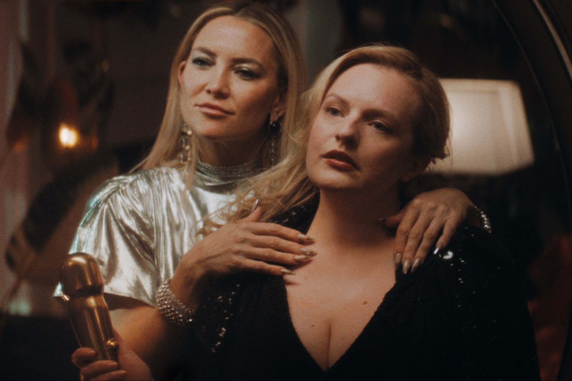 Обложка: кадр из фильма «Раковина»