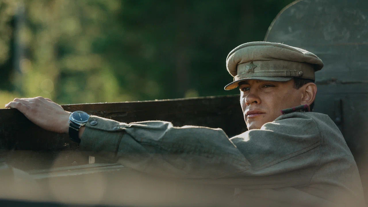 Обложка: официальные кадры фильма «Август»