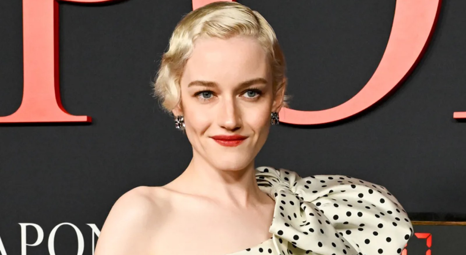 Обложка: Джулия Гарнер / фото: Getty Images