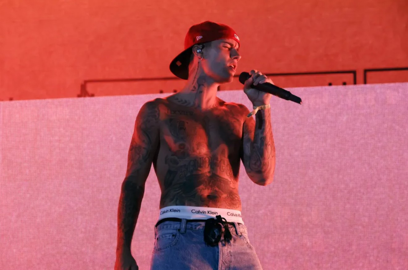 Обложка: Джастин Бибер / фото: Getty Images