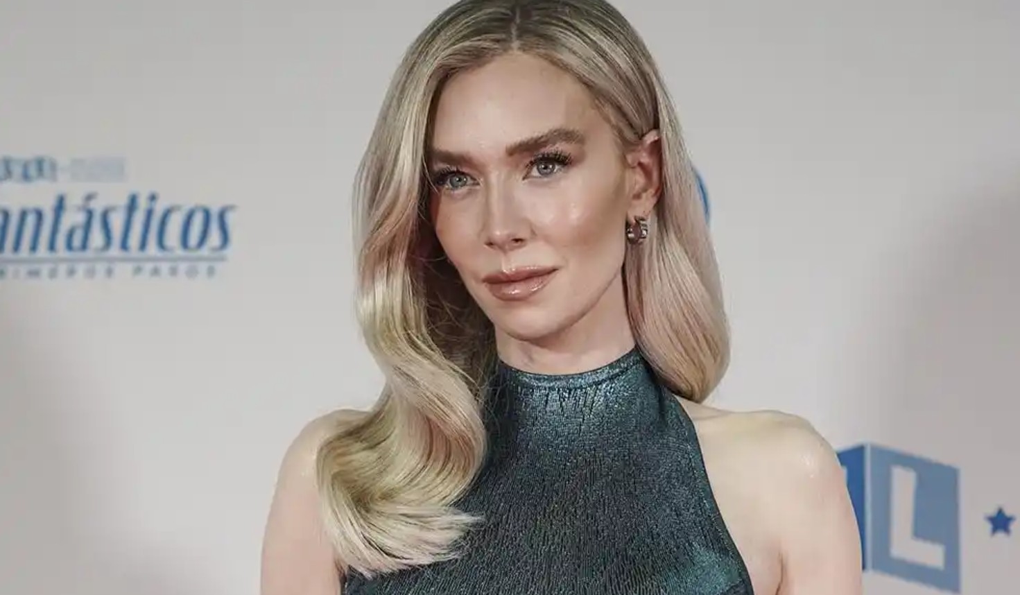 Обложка: Ванесса Кирби / Фото: Getty Images