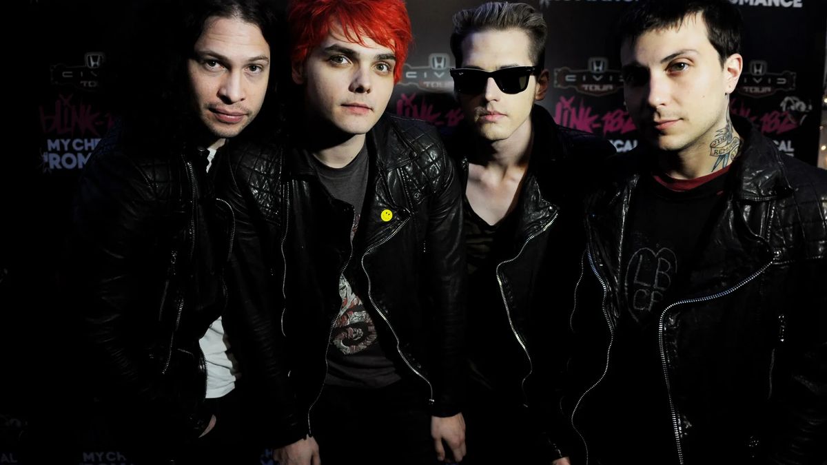 My Chemical Romance перенесла первый концерт своего мирового турне The Black Parade