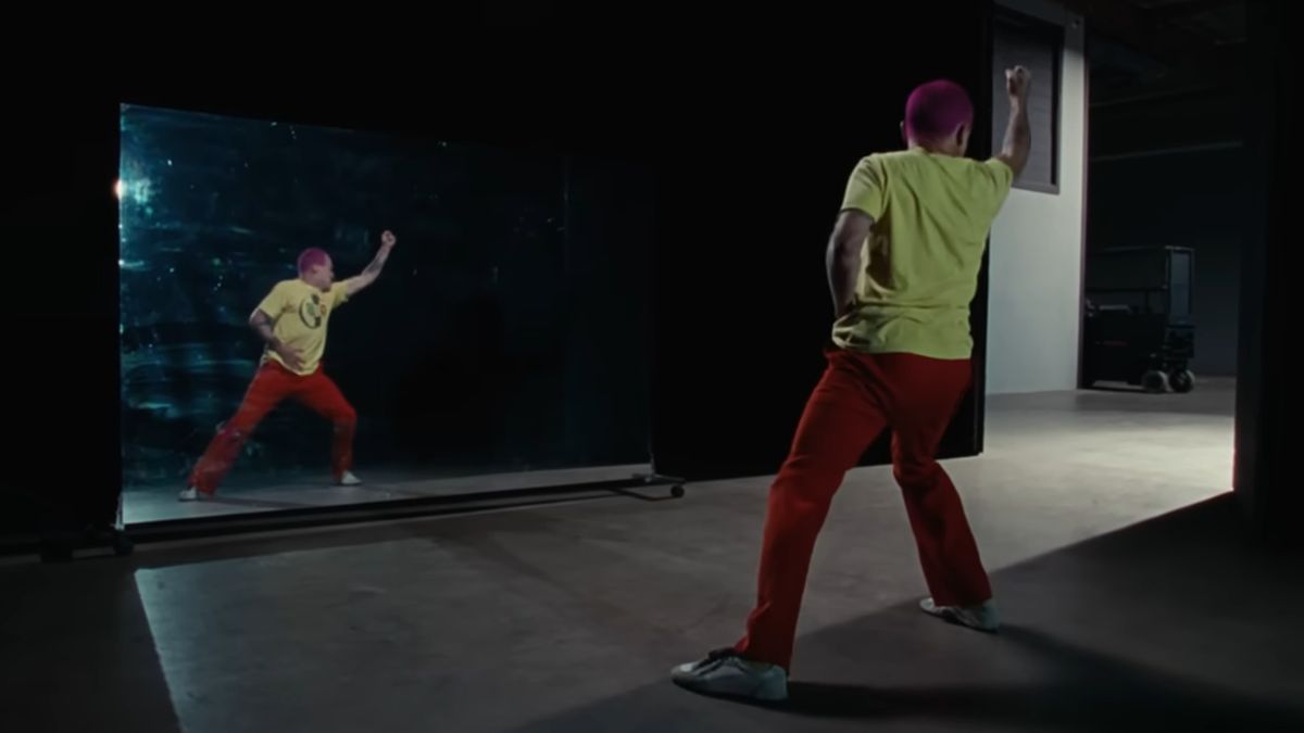 Басист Red Hot Chili Peppers Фли поделился деталями своего первого сольного альбома
