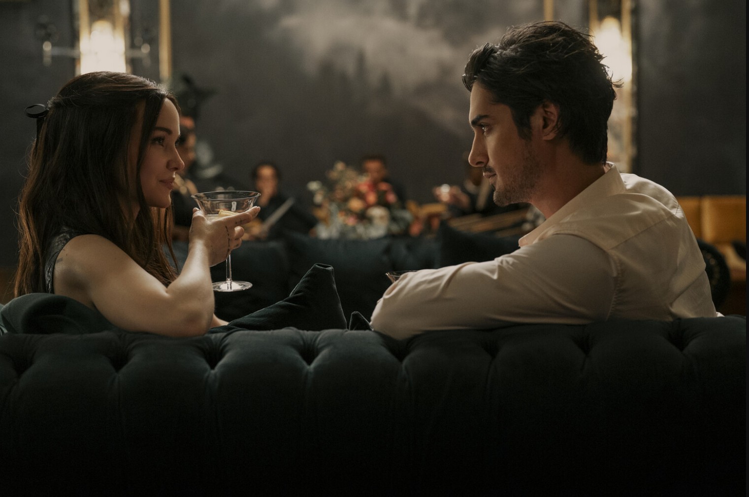 Обложка: кадр из сериала «56 дней». Источник: Amazon