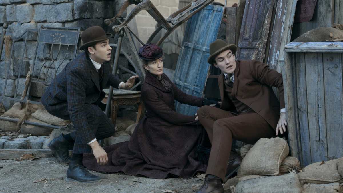 Звезда сериала «Молодой Шерлок» рассказал о сложностях и преимуществах работы с Гаем Ричи