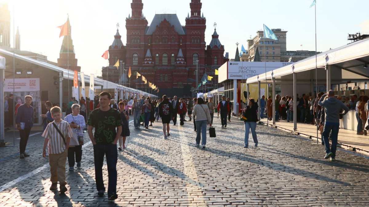 В Москве открылся главный книжный фестиваль России «Красная площадь»