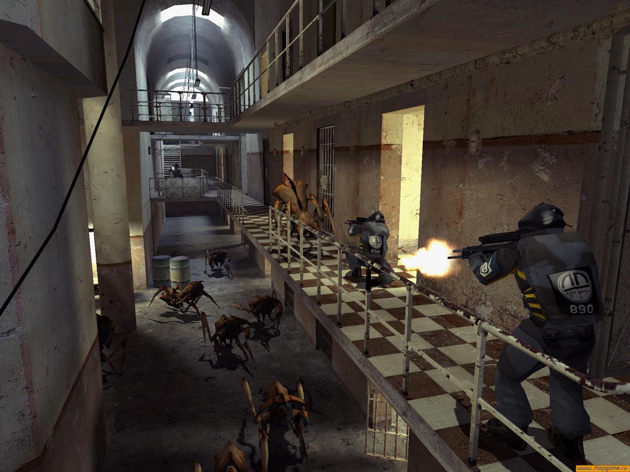 Half-Life 2 — скриншот 1