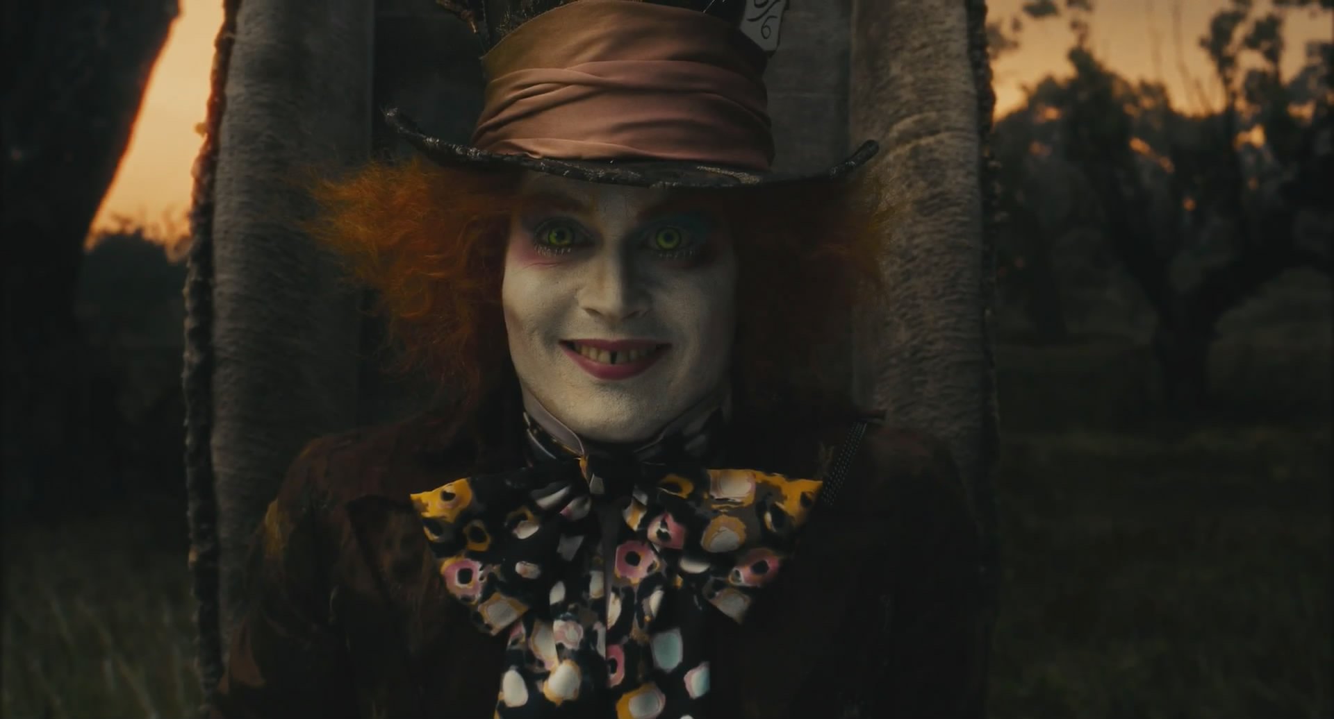 Alice in Wonderland (2010) — скриншот 2