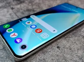 Обзор флагманского смартфона realme 10 Pro+: золотая середина - изображение 1