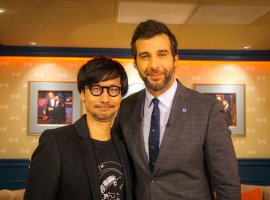 «Не думаю, что я гений». Хидео Кодзима пришел на «Вечерний Ургант» и сыграл в Street Fighter 2 
 - изображение 1