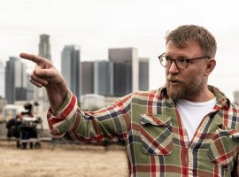 Джентльмен, гангстер, клипмейкер: Разбираем стиль Гая Ричи и его лучшие фильмы в честь дня рождения - изображение 1