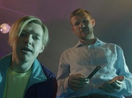 В онлайн-кинотеатре PREMIER выходят новые серии комедии «Великий и могучий» - изображение 1