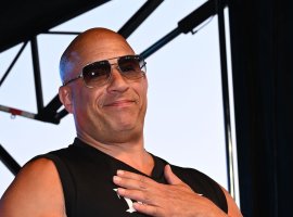 Klubda striptizchi tugilgan kuni qizini sikdi. Tomosha qiling. Ormondagi yigitlarning surati xxx