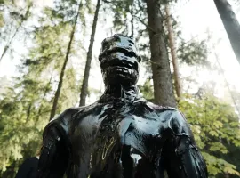Языческий кошмар в лесу: Артемий Лебедев дебютирует в кино в фольклорном хорроре «МОРА» на PREMIER - изображение 1