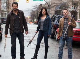 В трейлере Dead Rising: Endgame герои мастерят оружие из чего попало - изображение 1