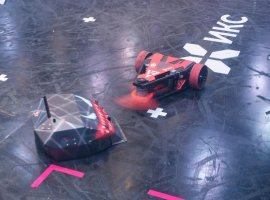 Пять наиболее заметных машин первого этапа чемпионата «Битва роботов» - изображение 1